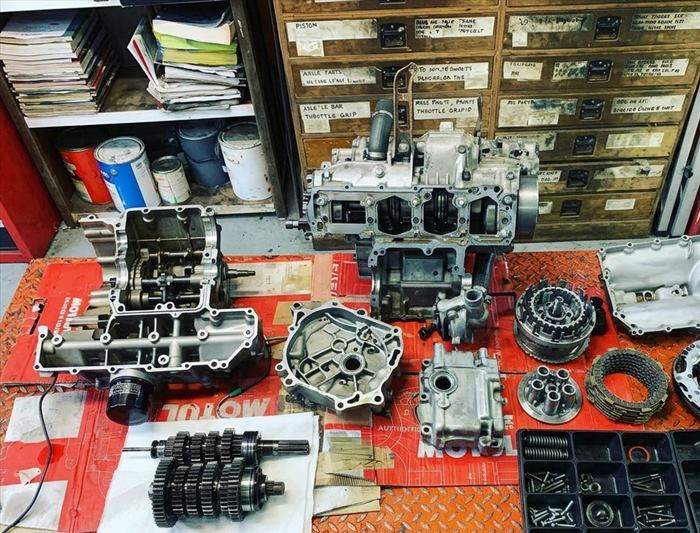 Cases, clutch and gearbox at SNS Motorcycles