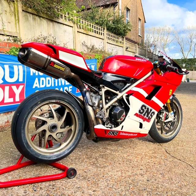Ducati in SNS colours at SNS Motorcycles